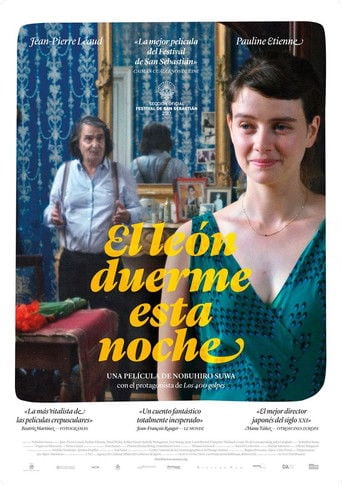 El león duerme esta noche poster