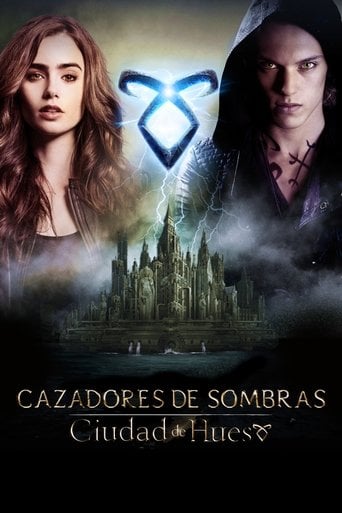 Cazadores de sombras: Ciudad de hueso poster