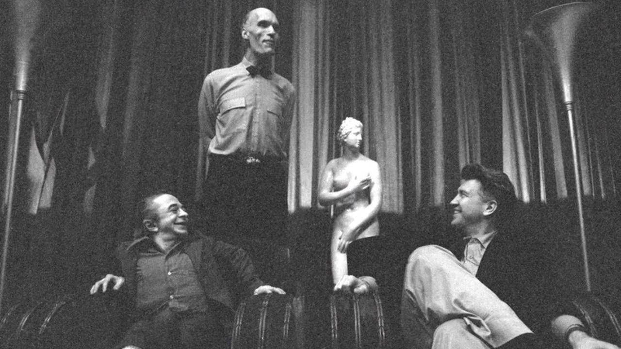 Secrets from Another Place: Creating Twin Peaks